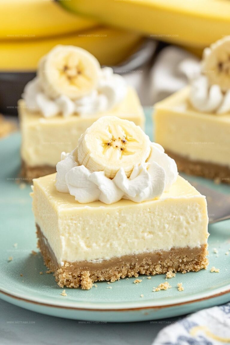Banana Cream Cheesecake Bars Recipe