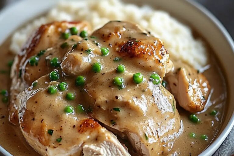 Easy Crockpot Chicken & Gravy Recipe