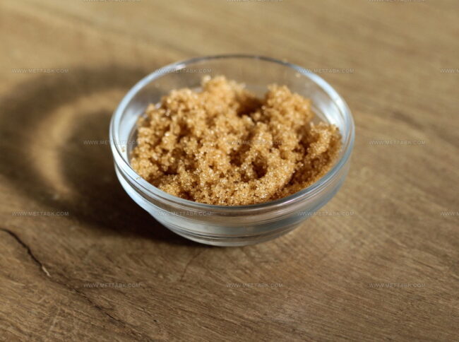 How To Maintain Light, Fluffy Textures In Cakes When Replacing Golden Caster Sugar?