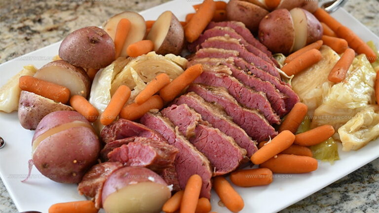 What Does Corned Beef Taste Like? The Full Flavor Story